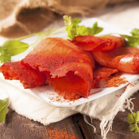 Norwegischer Räucherlachs mit Rotholzpulver, kalt geräuchert, TK, 500g