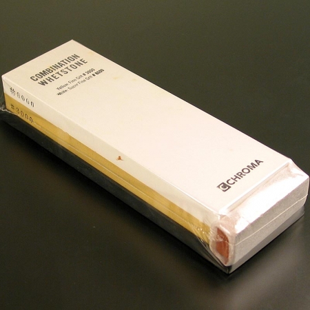 Chroma ST-3/8 Schleifstein, Körnung 3000/8000, mit Halterung, 182x61x25mm, 1 St