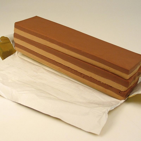 Nuss-Nougat, hell/dunkel geschichet, Schichtnougat, 2,5 kg