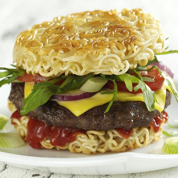 The Ramen Company Ramenburger Nudelbuns, handgemacht, Ø 10cm, H 1,5cm, TK, 360g, 8 x 45g